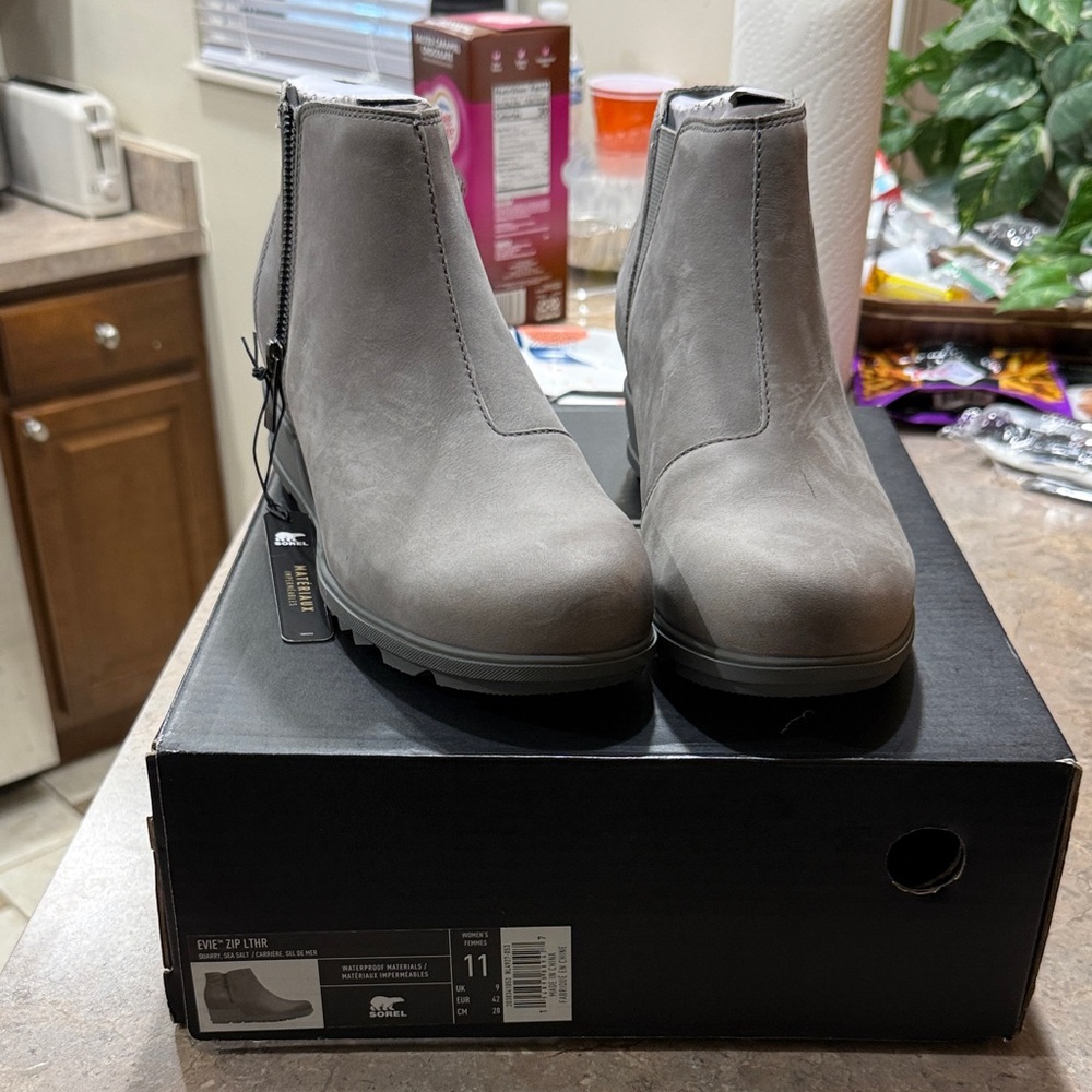 Sorel Women's Gray Ankle Boots